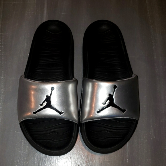 jordan slides size 6